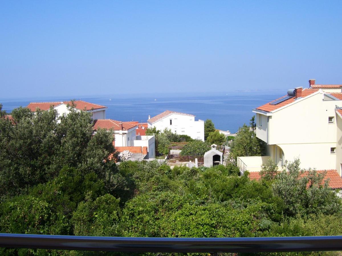 Villa Timea Примоштен Экстерьер фото
