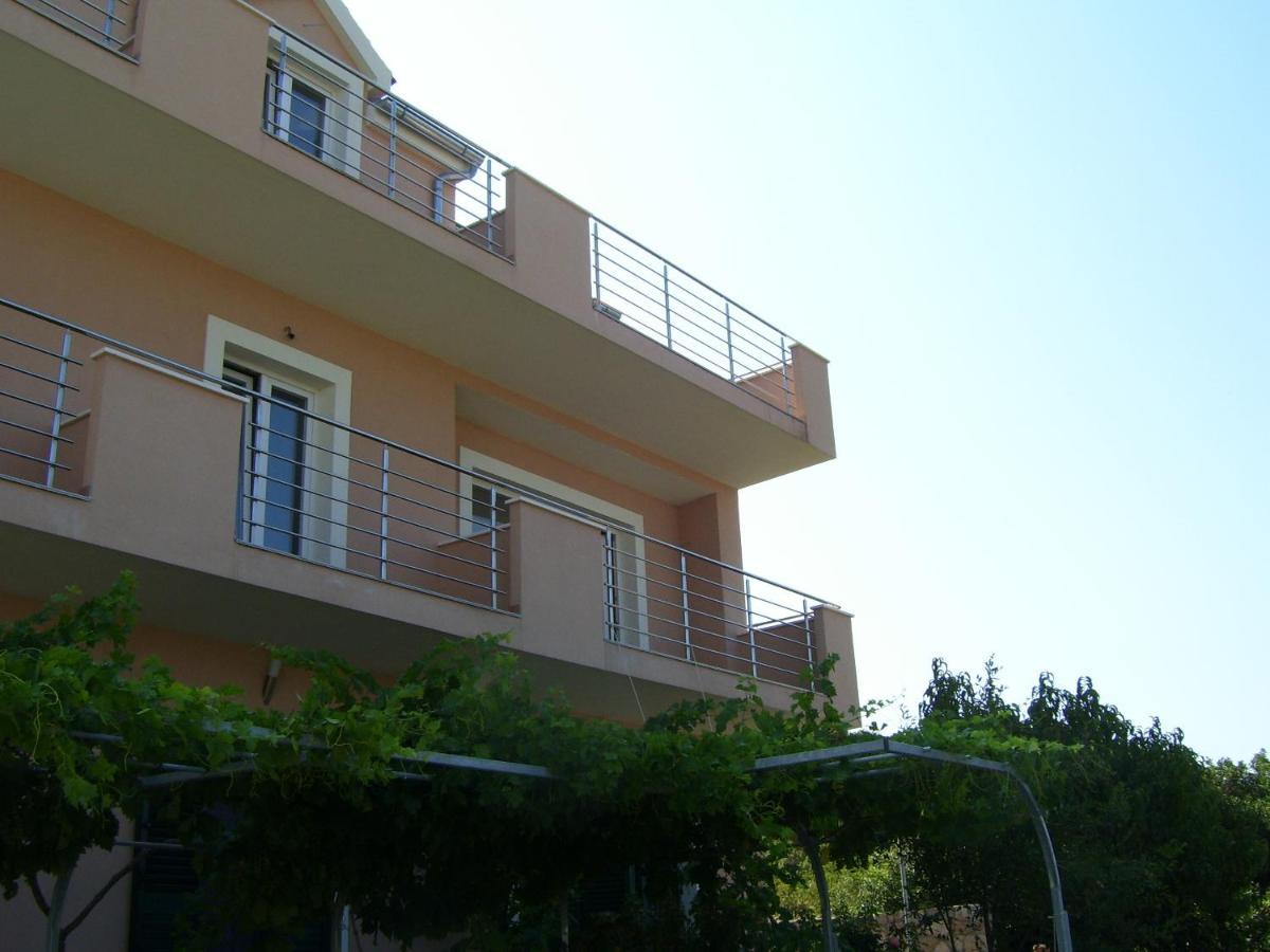 Villa Timea Примоштен Экстерьер фото